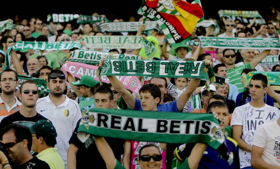 Llamamiento de Sevilla y Betis para evitar concentraciones