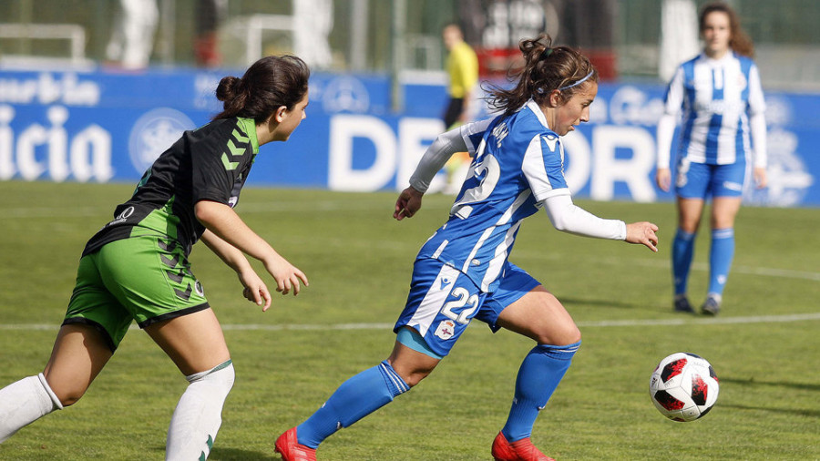 “En Galicia le dan mucha importancia al fútbol femenino”