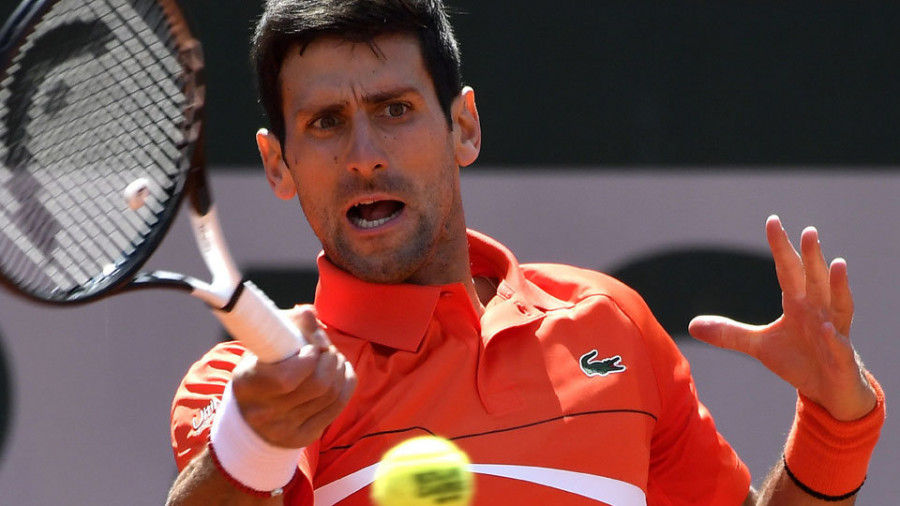Novak Djokovic evita el ‘efecto Federer’ ante Carreño