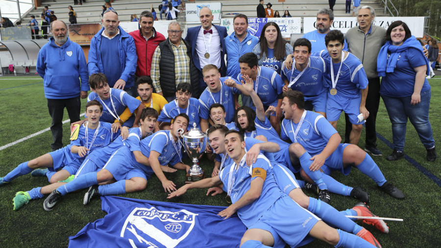 El Corme, campeón de Copa tras imponerse al Outes