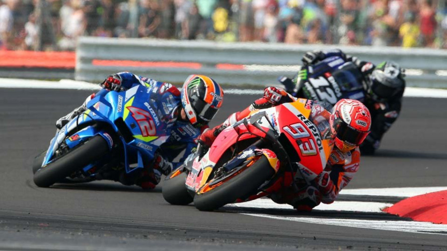 Final de infarto y victoria por 13 milésimas para Alex Rins