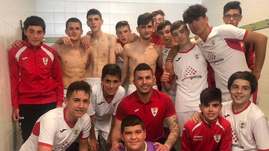 Oza Juvenil y Visantoña luchan por el ascenso