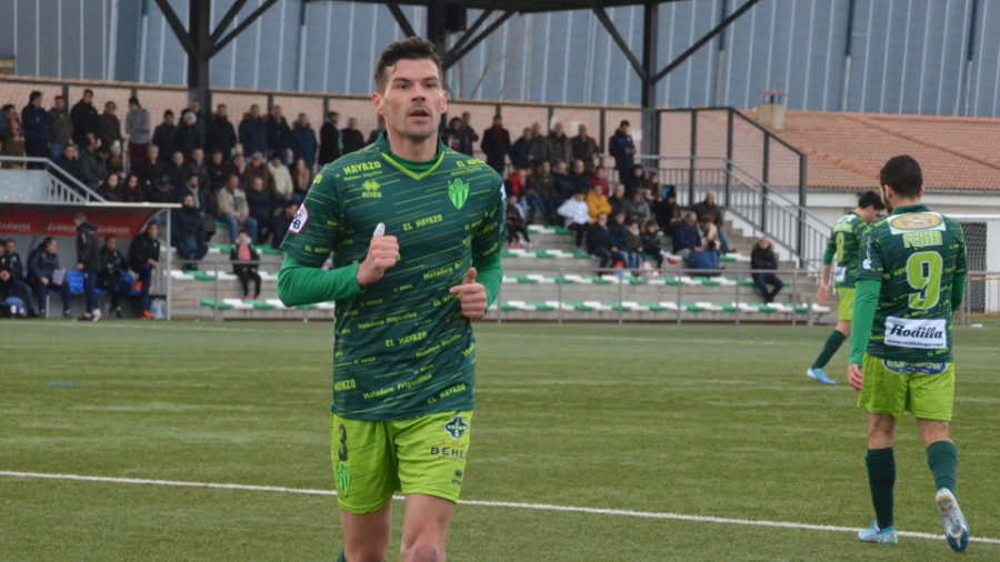 Razvan: “El Deportivo debería pasearse; su sitio no está en Segunda B”