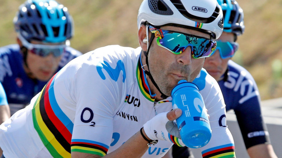 Alejandro Valverde es duda tras sufrir un edema óseo en el sacro