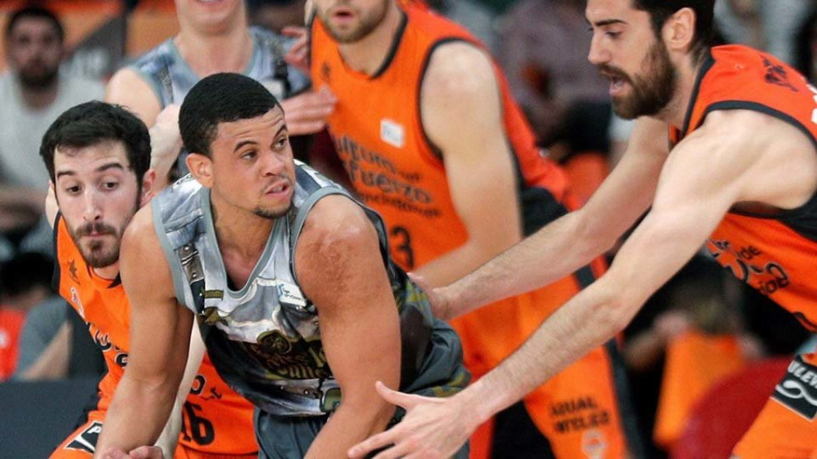 El Valencia Basket sobrevive a la insistencia del Breogán