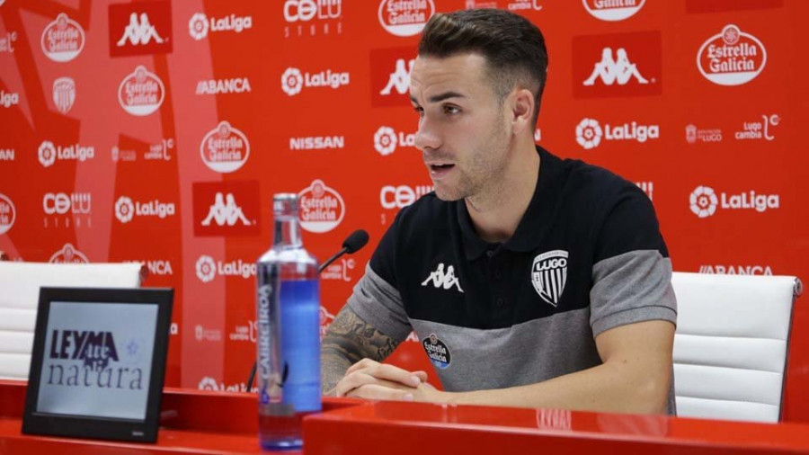 Álex López aspira a disponer de más minutos con Jiménez