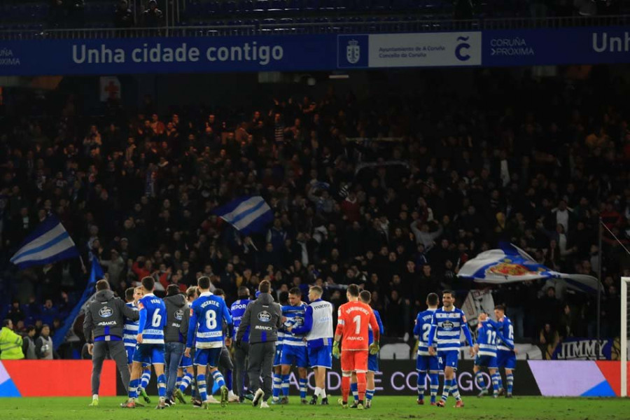 LaLiga denuncia cánticos de aficionados del Deportivo contra el Celta en el partido contra el Tenerife