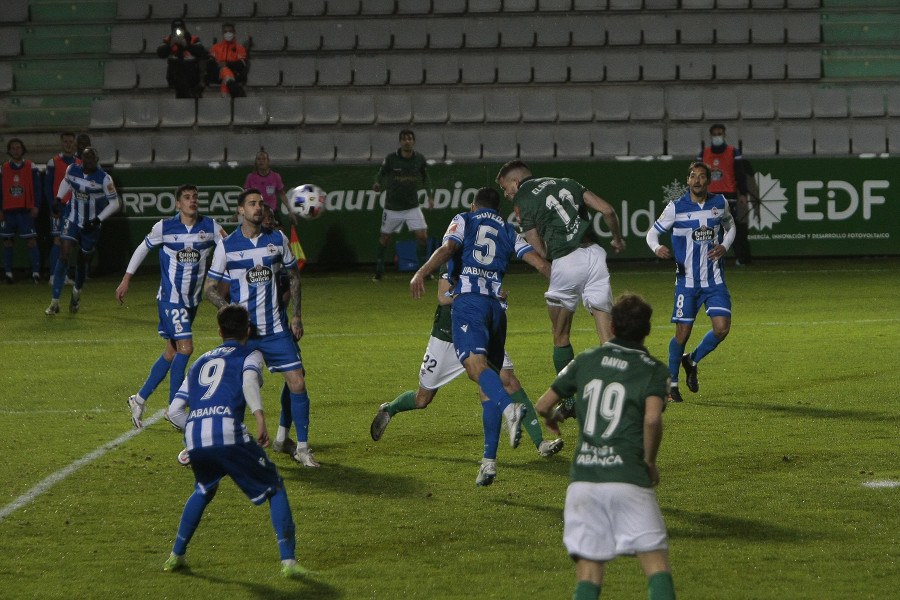 El Racing, sin Álex López y Jon García frente al Celta B