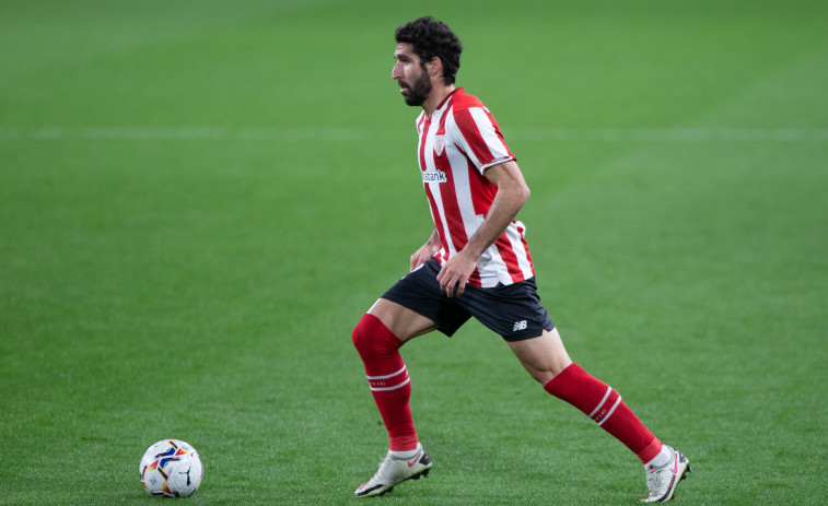 Raúl García, junto a Messi y Ramos, a por el podio de partidos ligueros