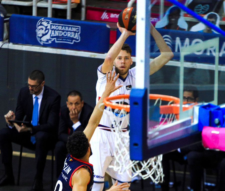 La batalla del perímetro marca el Obradoiro-Tenerife