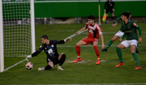 Carambola para entrar en la pelea por el ascenso