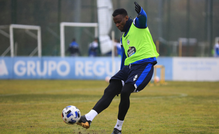 Los goles se celebraron con rabia en el test blanquiazul