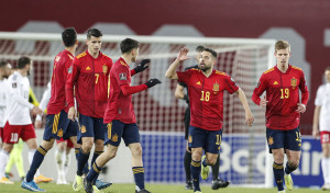 Sanidad estudia vacunar a los jugadores de la selección española de fútbol a una semana de la Eurocopa