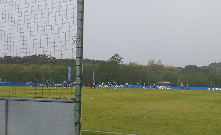 Salva Ruiz y Uche Agbo regresan a la actividad de grupo en el Depor