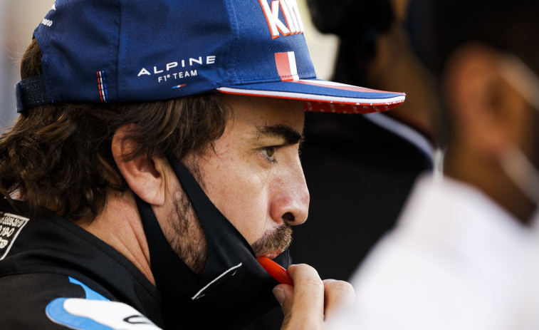 Alonso: “Mercedes y Red Bull son los candidatos”