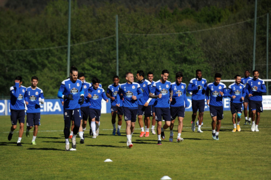 Keko, Derik y Borja Galán, bajas en  una sesión suave