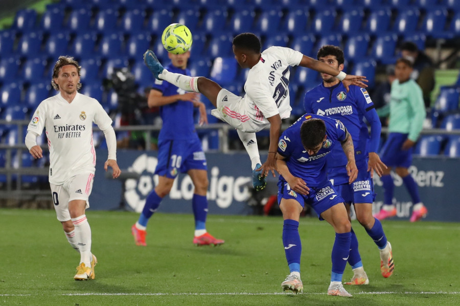 El Real Madrid, sin margen  de error en el Carranza