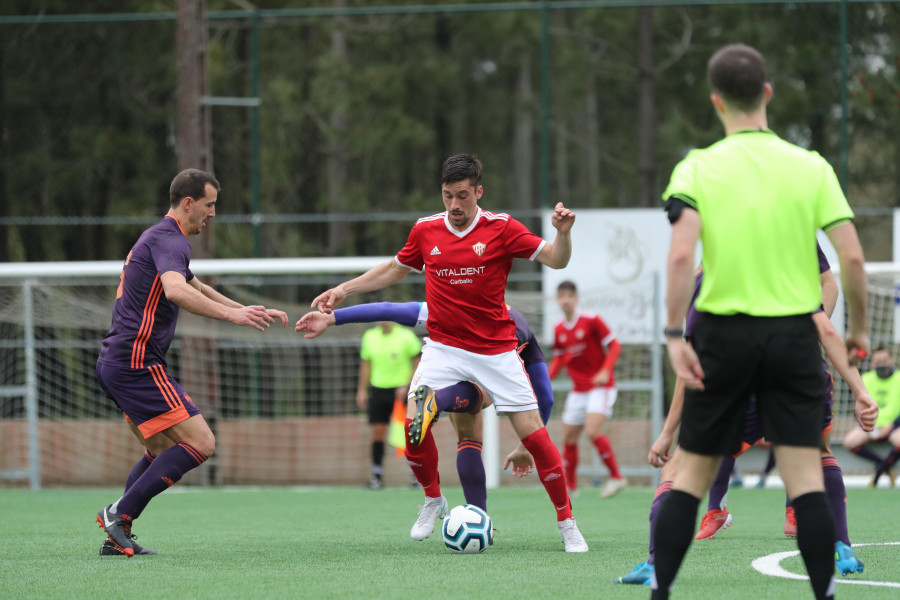 El Monta anima la liga ganando fuera al líder