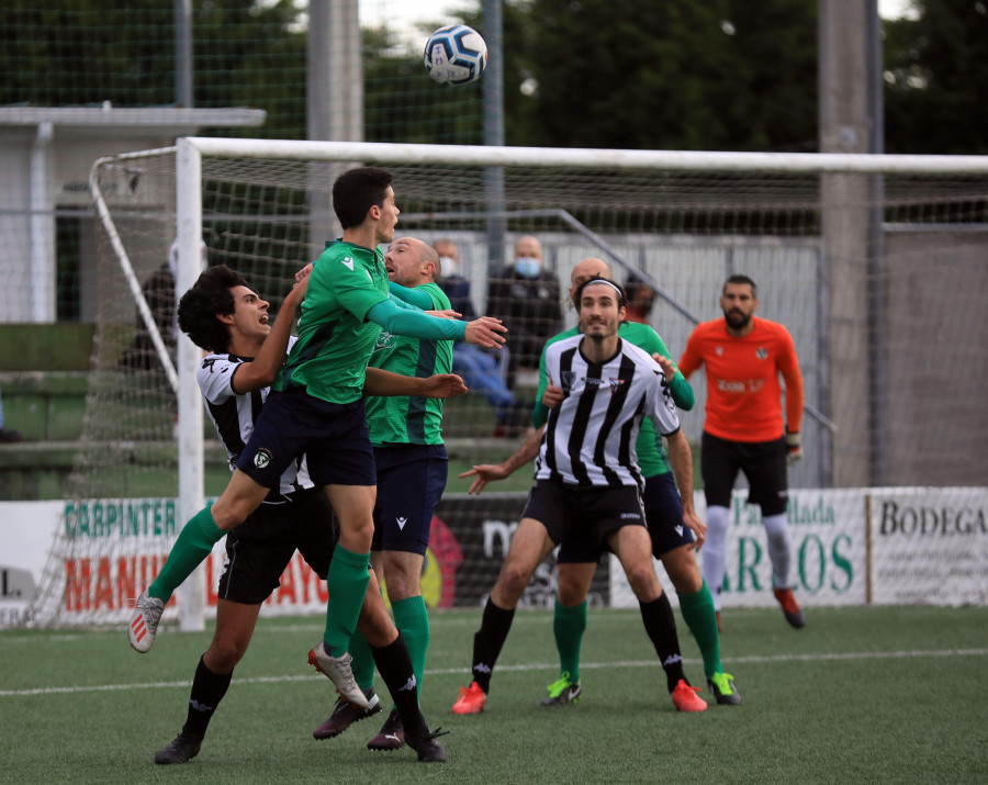 Un gol de Adri en el minuto 92 permite soñar al San Tirso