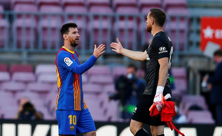 Barça y Atlético dejan LaLiga en manos del Real Madrid