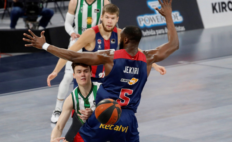 El Joventut asalta (71-79) el Buesa Arena y se asegura el 'playoff' en la Liga Endesa