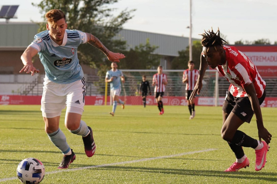 El filial del Athletic apea al del Celta en el playoff  para Segunda