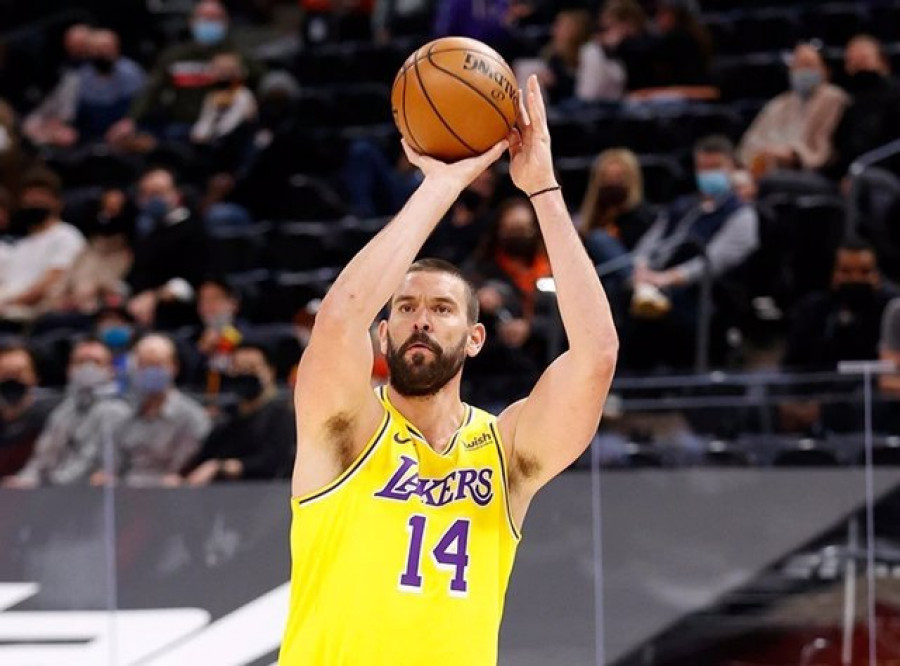 Los Lakers no evitan el 'play-in' y se la jugarán contra los Warriors de Curry