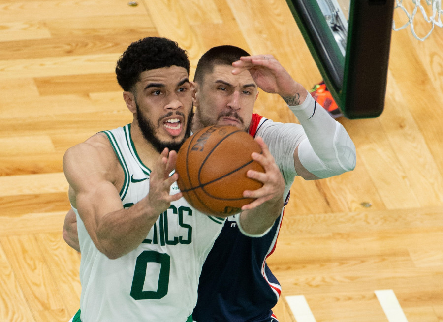 Tatum guía a los Celtics a los playoffs; Wizards y Pacers se jugarán en Washington el octavo billete
