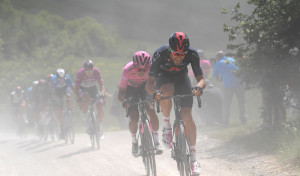 Giro de Italia (11ª): Evenepoel baja a la tierra