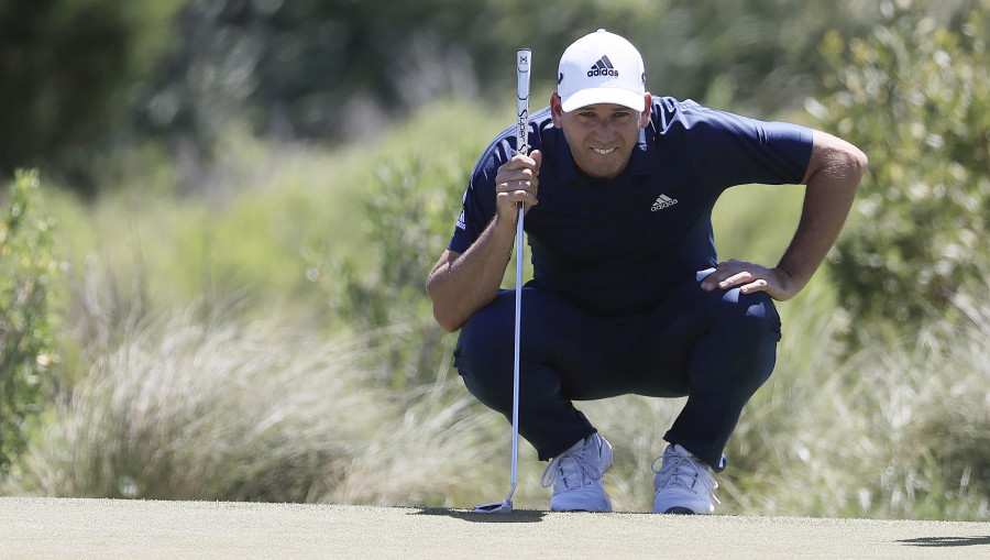 Jon Rahm aguanta el duro estreno en Kiawah Island que golpea a Sergio García