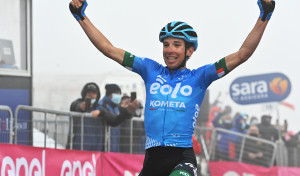 Giro de Italia (14ª): El diablo viste de rosa