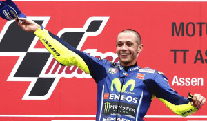 Valentino Rossi se fractura la tibia y el peroné