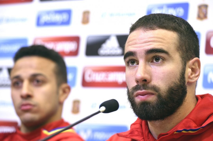 Carvajal: "Si pitan a Piqué, nos están pitando a todos"