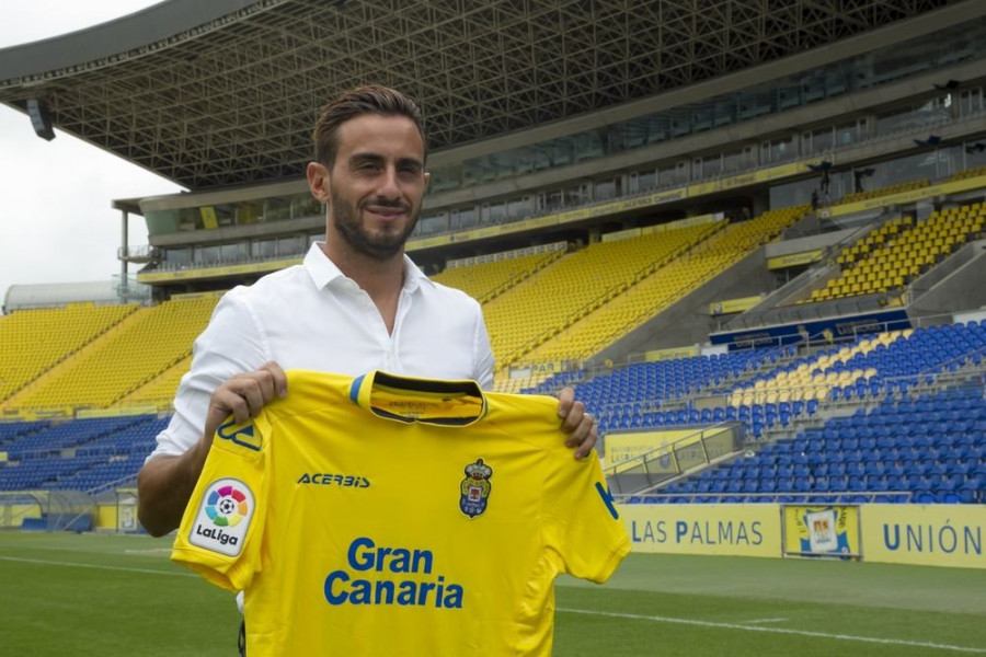 Alberto Aquilani cree que su "experiencia" puede ayudar a la UD Las Palmas