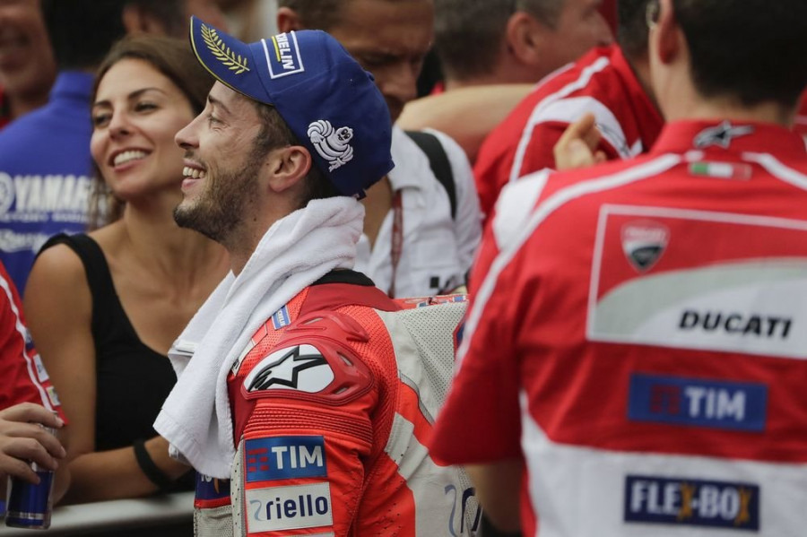 Dovizioso gana y posterga el título de Márquez, Morbidelli campeón