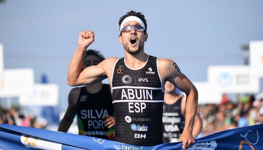 El español Abuín gana la Copa de Europa de Triatlón tras la final en Melilla