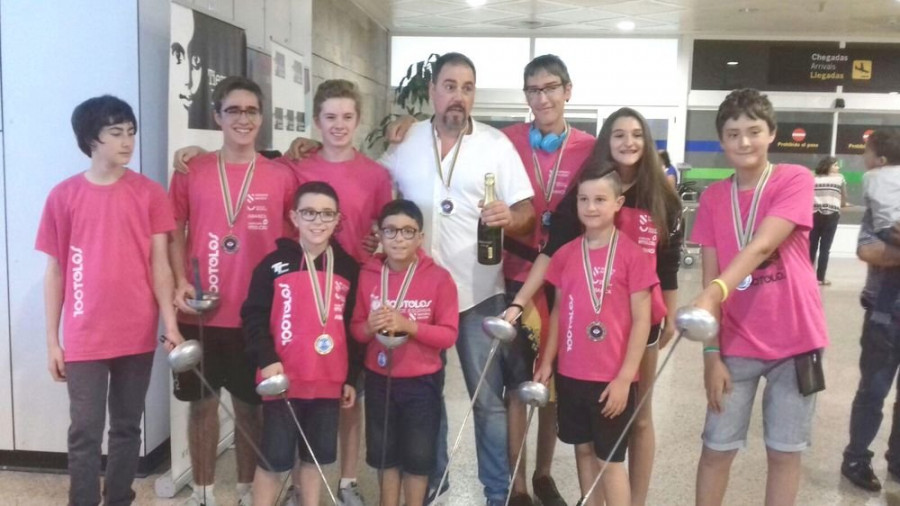 Lluvia de medallas para Ballesteros y Villadóniga