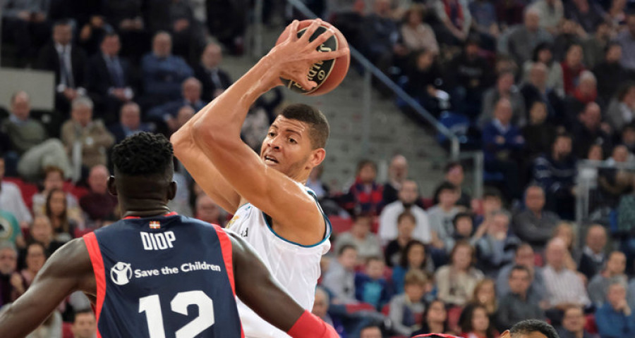 El Real Madrid ahoga al Baskonia y asalta el Buesa Arena