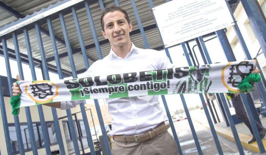 El Betis anuncia el fichaje de Guardado