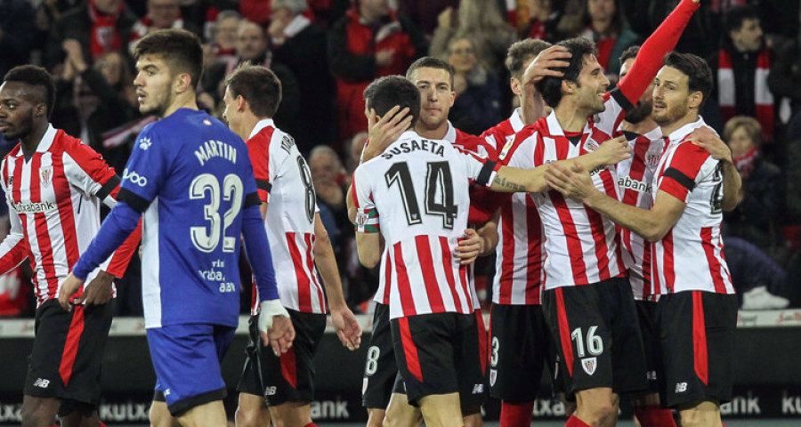 El Athletic le gana el derbi al Alavés y ya mira a Europa