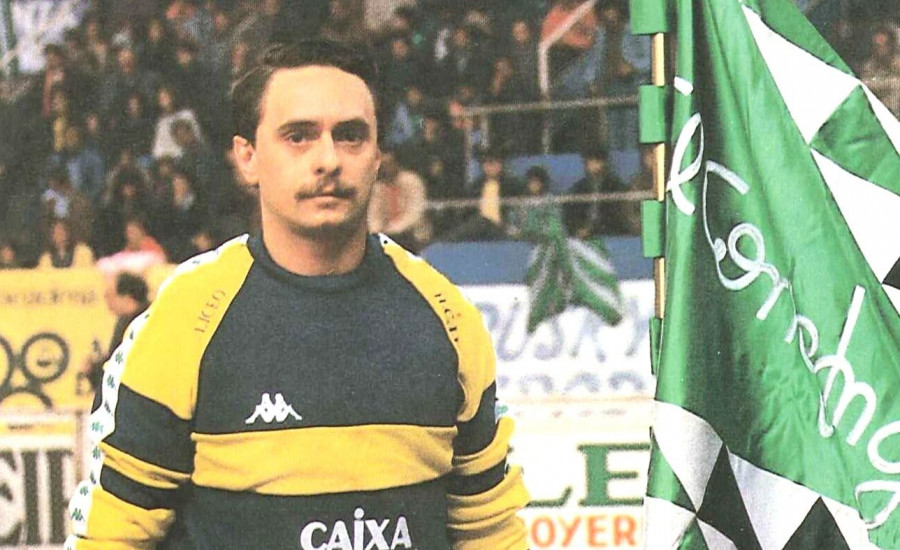 El mítico portero José Luis Huelves anunció su retirada hace 25 años