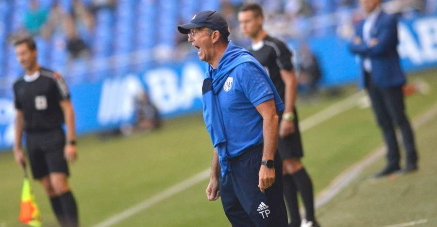 Tony Pulis: "La expulsión nos pesó en el partido"