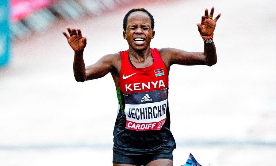 La keniata Jepchirchir bate el récord del mundo de media maratón