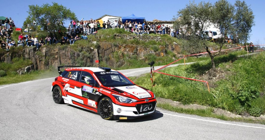 El Rally de Ourense cumple cincuenta años con más de cien inscritos