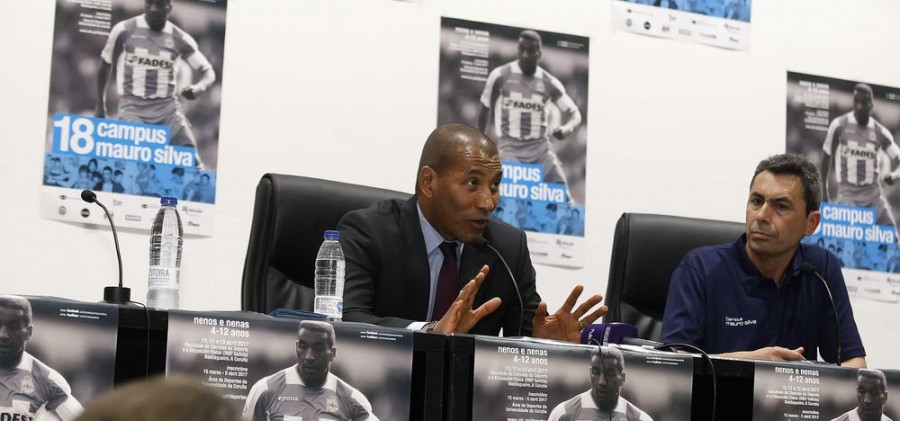 Mauro Silva pide expulsar a los racistas de los estadios e impulsar el fútbol femenino