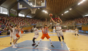 Granada, rival del Básquet Coruña en las semifinales por el ascenso
