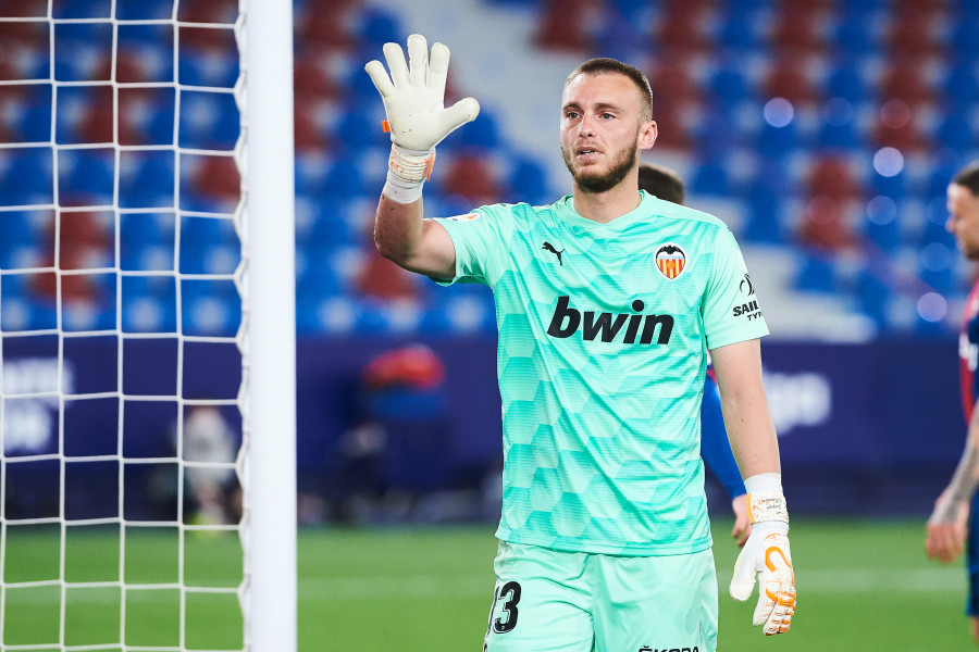 Jasper Cillessen se siente "impotente, enfadado y mal" por quedarse fuera de la EURO 2020