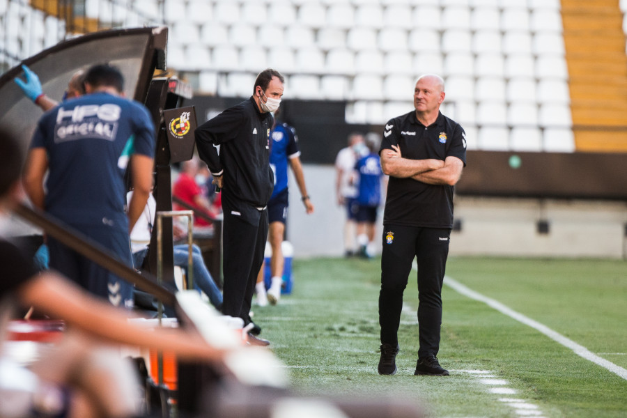 Pepe Mel renueva como entrenador de la UD Las Palmas hasta 2022