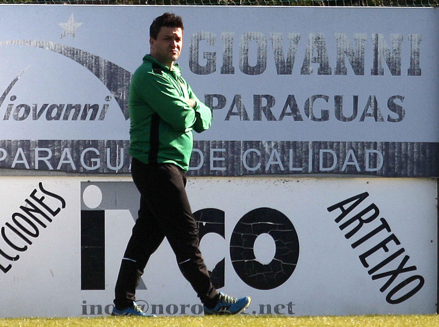 Héctor Pena, nuevo entrenador del San Tirso