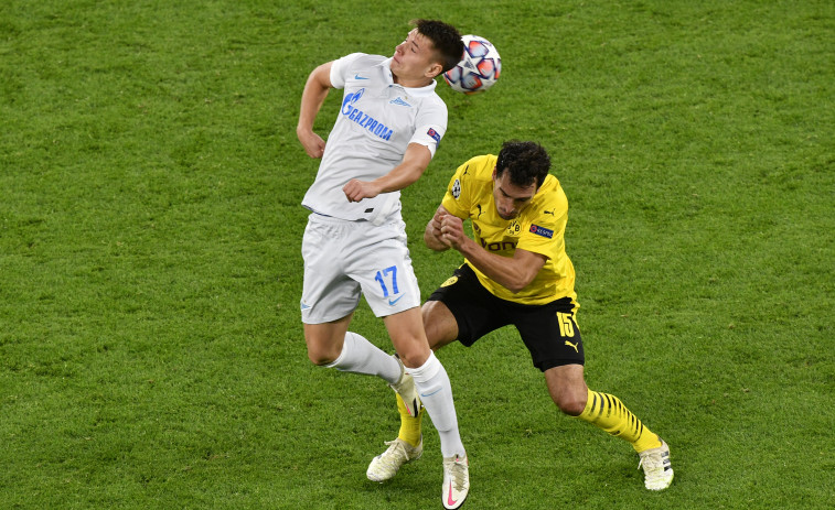 El centrocampista ruso Andrei Mostovoi se pierde la EURO 2020 por el coronavirus